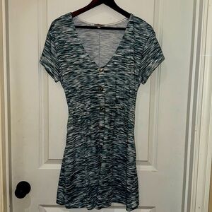 Xtraordinary Knit Dress in SZ Medium W Buttons